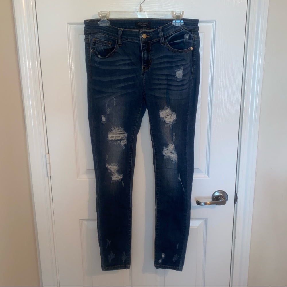 Judy Blue, Distressed Skinny Jeans, Medium wash, Size 13/31